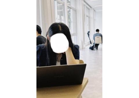 はじめまして！大学1年生です！